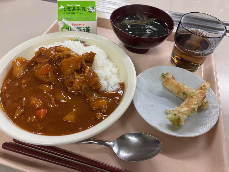 「ハヤシライス」「ちくわのり塩唐揚げ」「スープ」