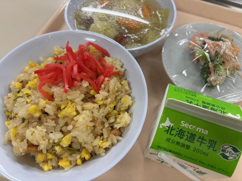 「チャーハン」「人参とブロッコリーのツナサラダ」「ポトフ」